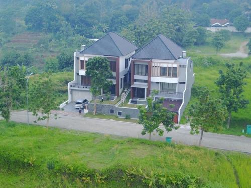 Villa Bogor Nirwana