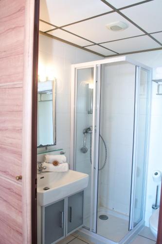 Hotel Roc E Mare - image 10