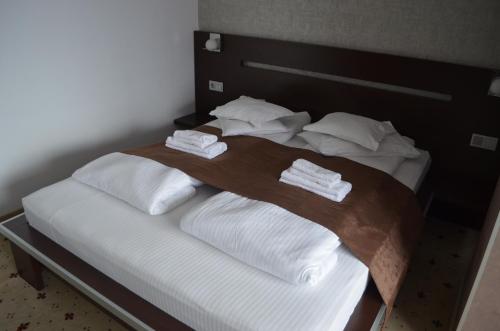Superior Double Room - Free Airport Transfer