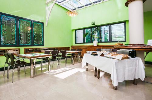 Hotel Julia - image 6