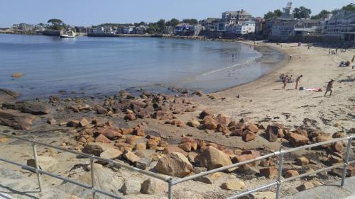 Beach & King Street Inn - image 6