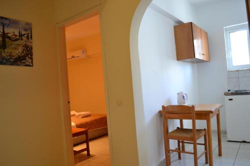 Panorama Hotel Apartments - image 2
