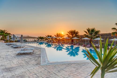 Sunrise Beach Suites - image 12