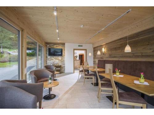 Pub/Lounge, Pension Waldegg in Hippach