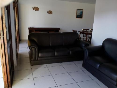 Casa com piscina na Praia Grande