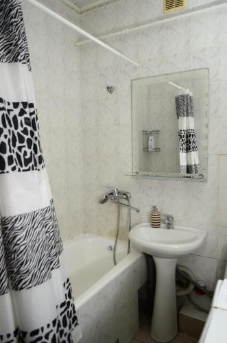 Apartment on Petropavlivs'ka 90, Sumy (zdjęcie 5)