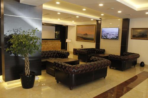Shirak Hotel