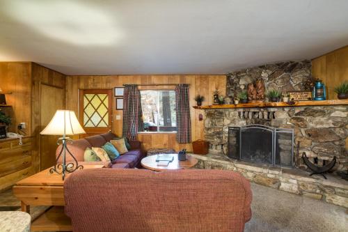 4 Pine Creek Cabin - image 4