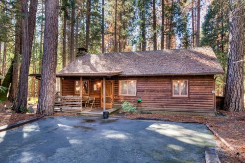 53 Creekside Cabin - Chalet - Wawona