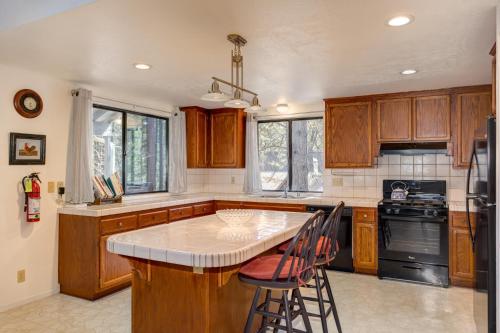 1 Cabin Among the Firs - main image