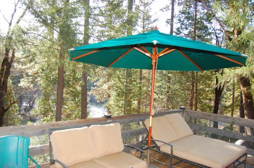 10N Black Oak Lodge - image 9