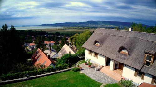  Apartmanház a Hazatérőhöz in Szigliget