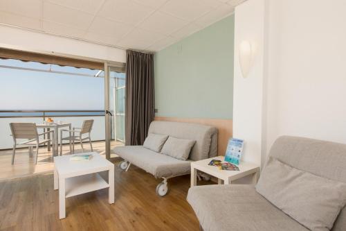 Flats Friends Atlantida - image 2