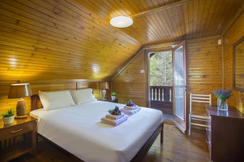 Ricky Chalet Near Troodos in Spilia