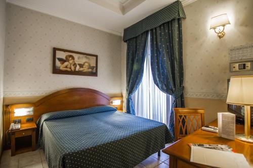 Hotel Verona Rome - image 14