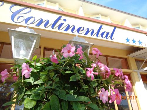 Hotel Continental - image 14