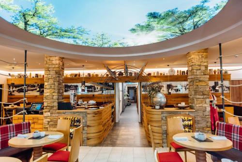 餐廳, Erlebnishotel "Zur Schiffsmuhle" GmbH in 格里馬