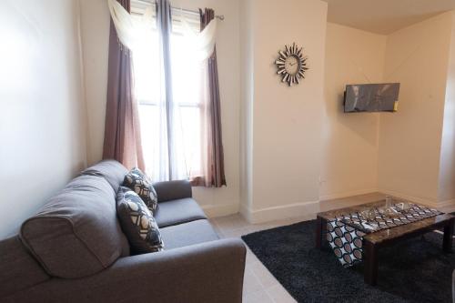 A Hotel Com Studio And 1 Bedroom Apartments Bronx