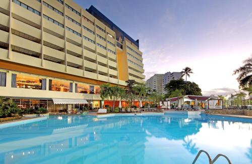 Schwimmbad, Dominican Fiesta Hotel & Casino in Santo Domingo