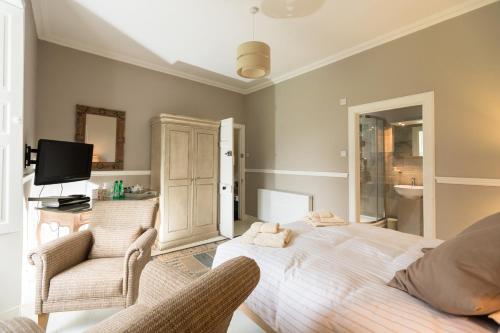Kilmaronock Manse B&B - image 10