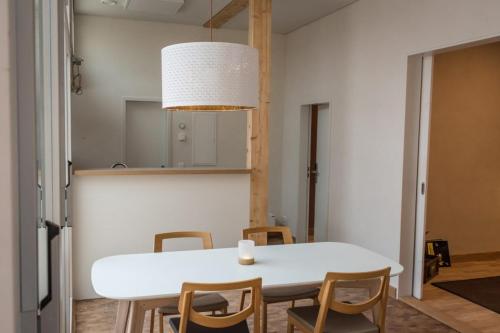 Ferienwohnung auf dem Dach der NOTENBANK - main image