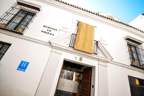 Hotel Legado Alcazar - image 9