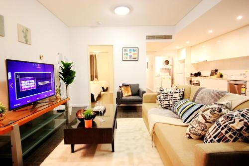 

Spacious Apartment With Best Location