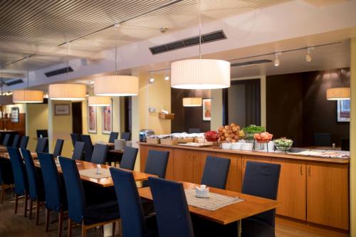 ห้องอาหาร, Hotel Savoy in มาเรียฮาม