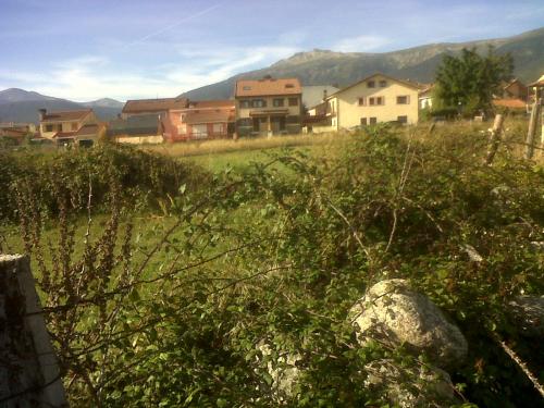 Parque Sierra Norte in ราสคาเฟรีย