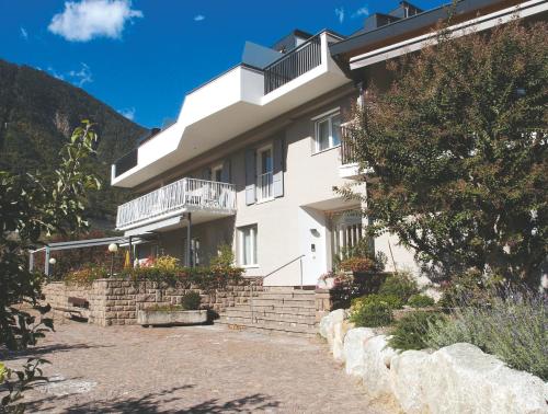 Residence Ausserdorfer - Apartment - Lana