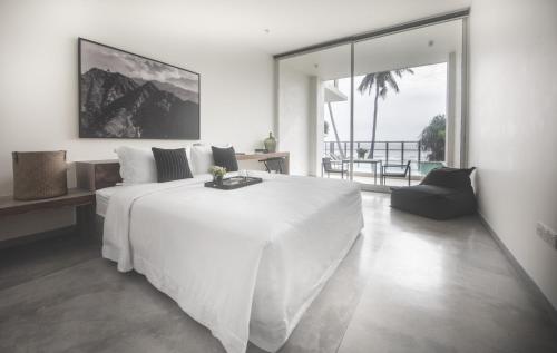 Villa - Beach Front image 8