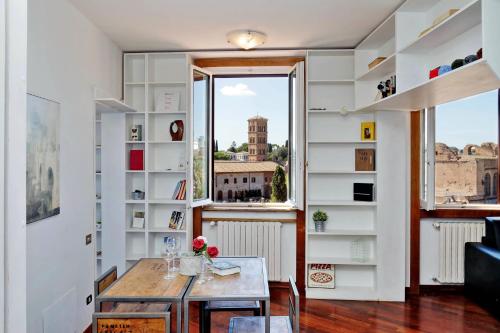 Fori Imperiali Apartment - image 13