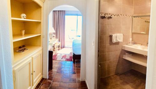 Hotel Bellerive - image 7