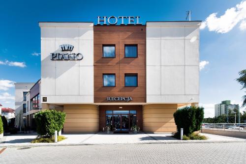 . Hotel Piano