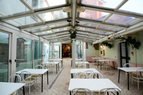 Ételek és italok, Hotel Mantegna Stazione, MantegnaHotels in Mantova