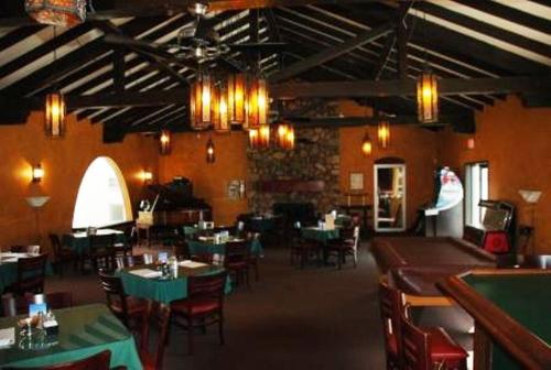 Bar/salonek, Historic Beaver Dam Lodge, Golf & RV Resort in Littlefield (AZ)