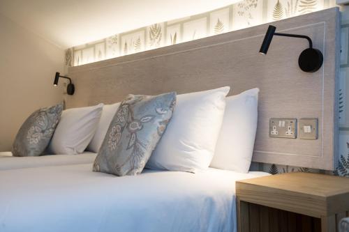 Innkeeper's Lodge Ilkley - image 12