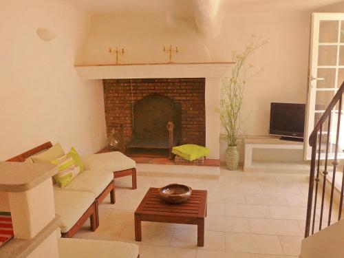 Holiday Home Bastide Vieille Sud gîte à louer Golf Fregate