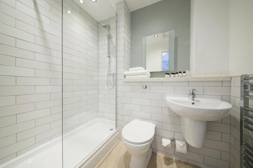 Innkeeper's Lodge Ilkley - image 13