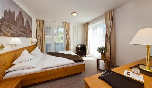 hotel photo