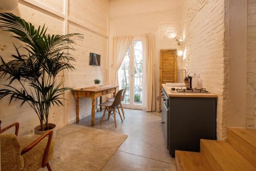 Sasaràl Suites Room Type - Superior Apartment