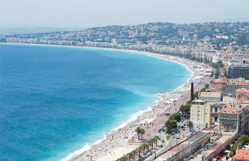 Nice Centre - Apartment with balcony and stunning sea view! - image 6
