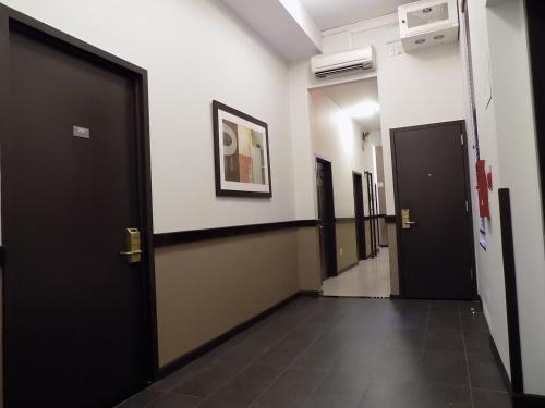 外観, アメリカーナ イン (Americana Inn) in ニューヨーク（NY）