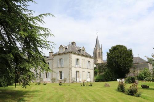 Les Hôtes du Prieuré chambre d'hôte La Chapelle-Largeau