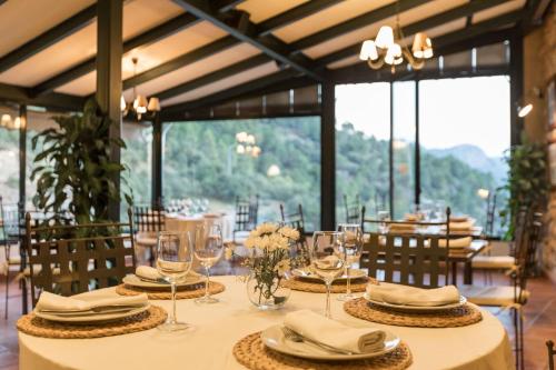 CALERILLA Hotel - image 12