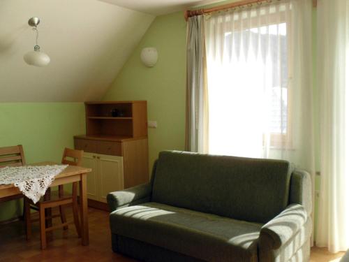 Apartmaji Hribar Pr'Ostank