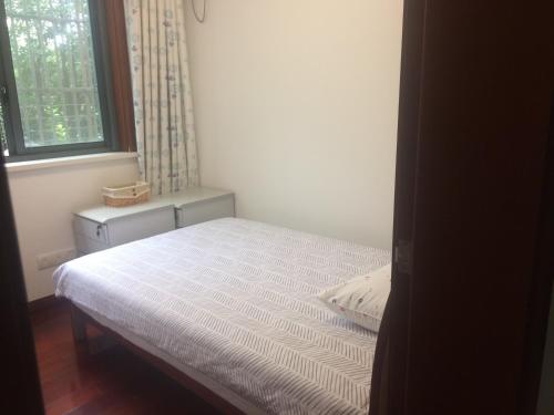 Deluxe Apartment Near Songjiang University City Shanghai - 