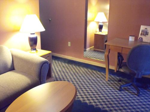 Americas Best Value Inn Three Rivers