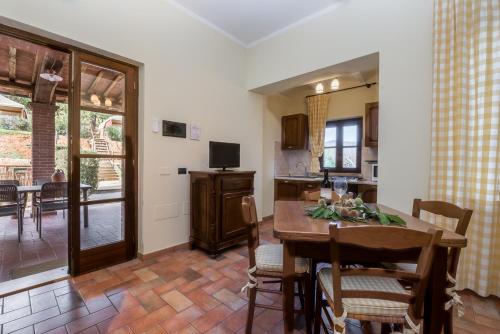 Apartment with Garden View