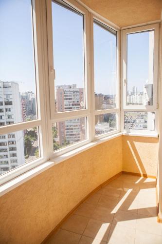Apartment in 2 min from Poznyaky metro station, Kijów (zdjęcie 7)
